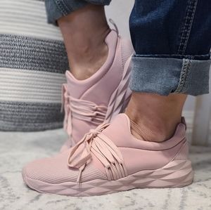 NEW Lightweight Slip-On Sneaker- Blush